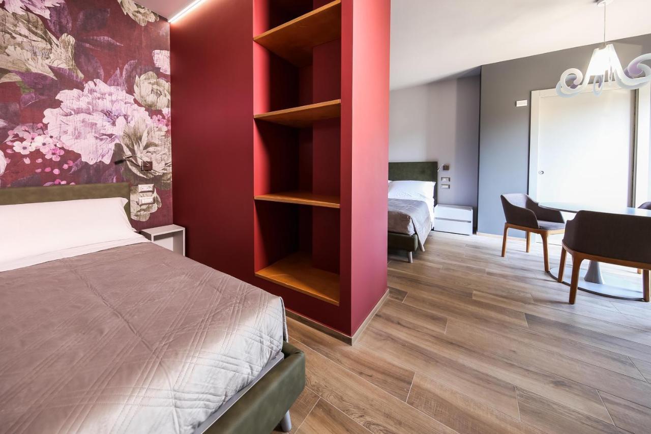 Vicolo Malavolta 7 Rooms And Suites Pedaso Kültér fotó