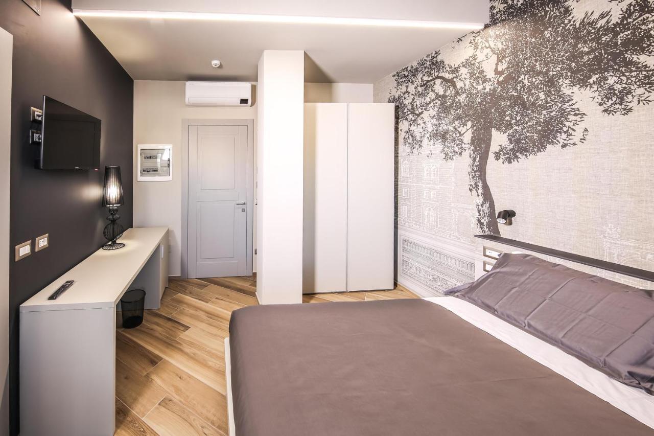 Vicolo Malavolta 7 Rooms And Suites Pedaso Kültér fotó