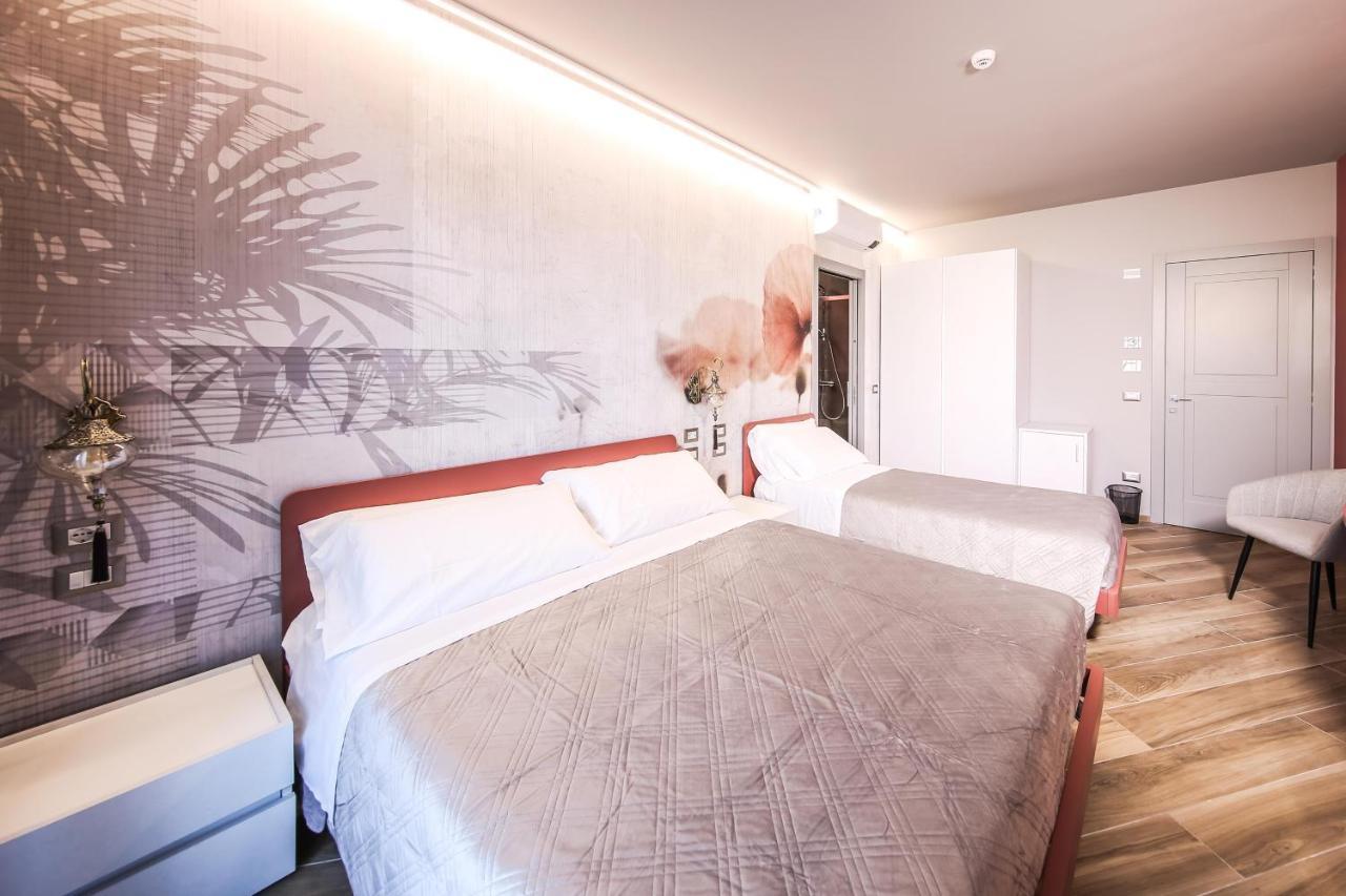 Vicolo Malavolta 7 Rooms And Suites Pedaso Kültér fotó