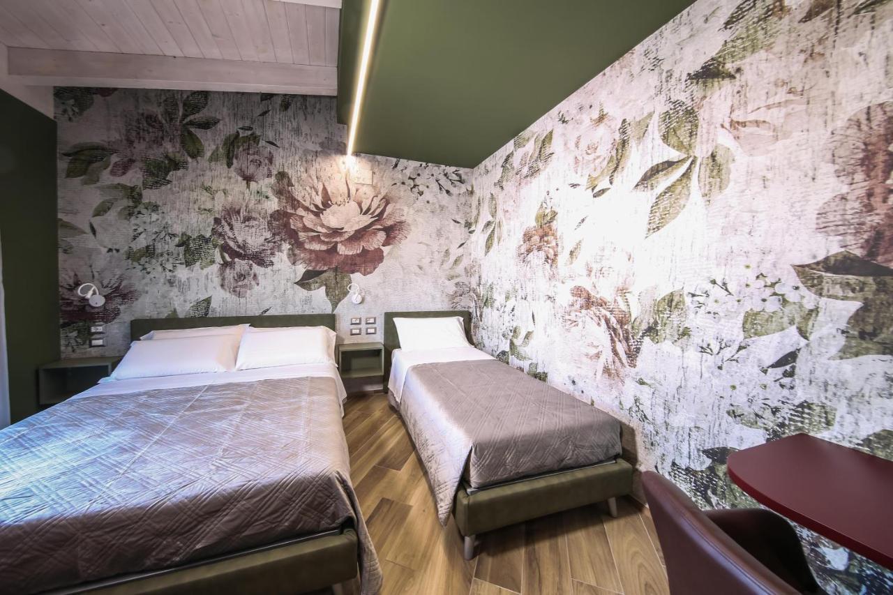 Vicolo Malavolta 7 Rooms And Suites Pedaso Kültér fotó